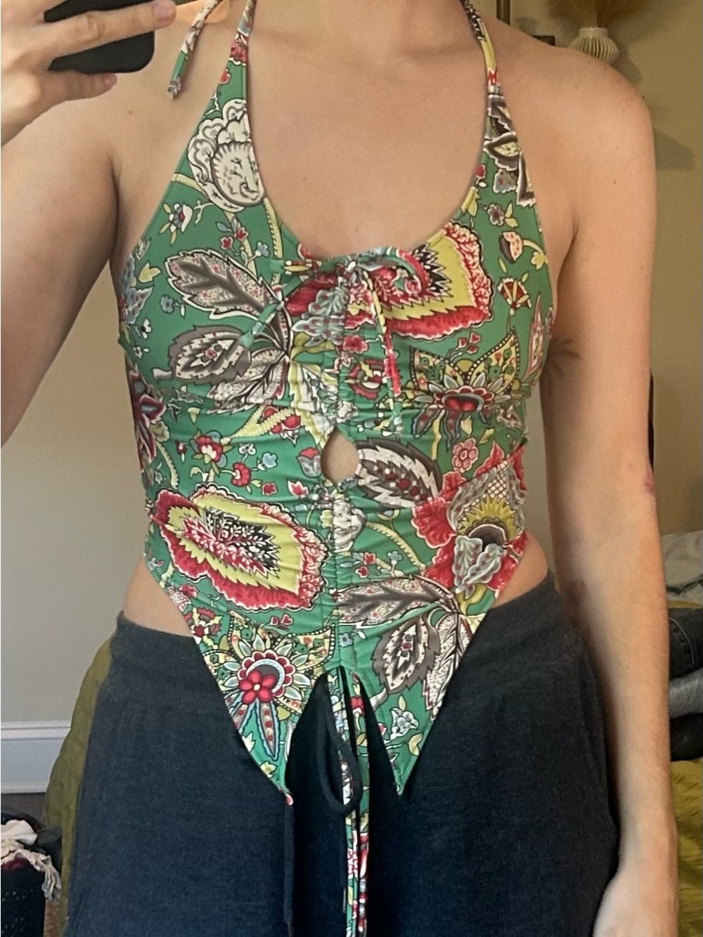 Kiki the brand crop top